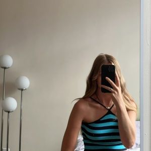 OAK + FORT Triangle tank